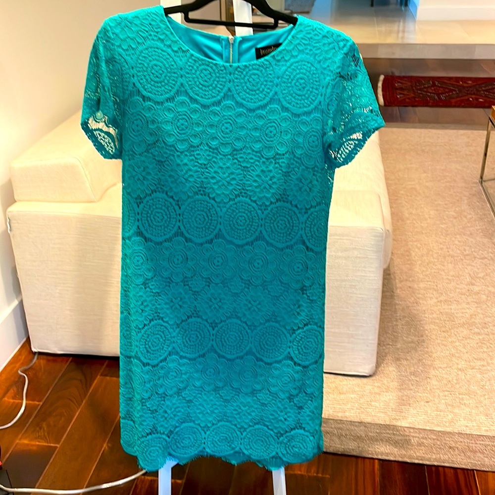 Laundry by Shelli Segal dress